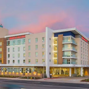 Hampton Inn&suites Lax Hotel